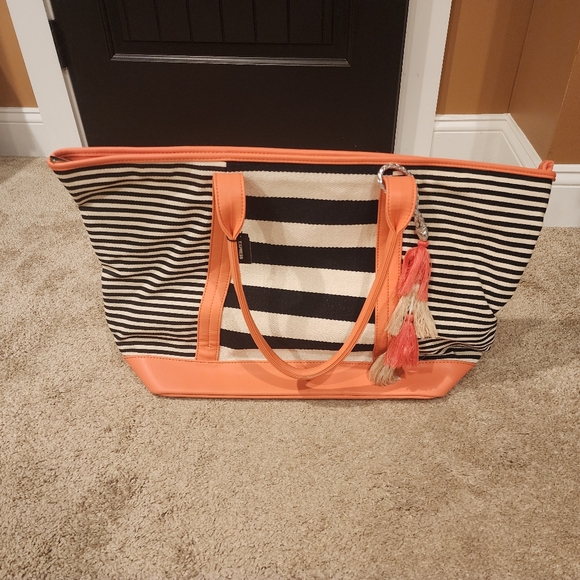 NWT Express XL Zippered Beach Bag/Travel Bag - Picture 6 of 12